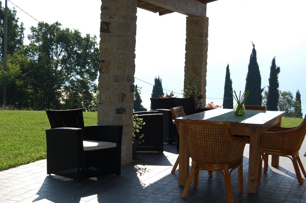 Agriturismo Casa Del Castagneto Гарньяно Номер фото